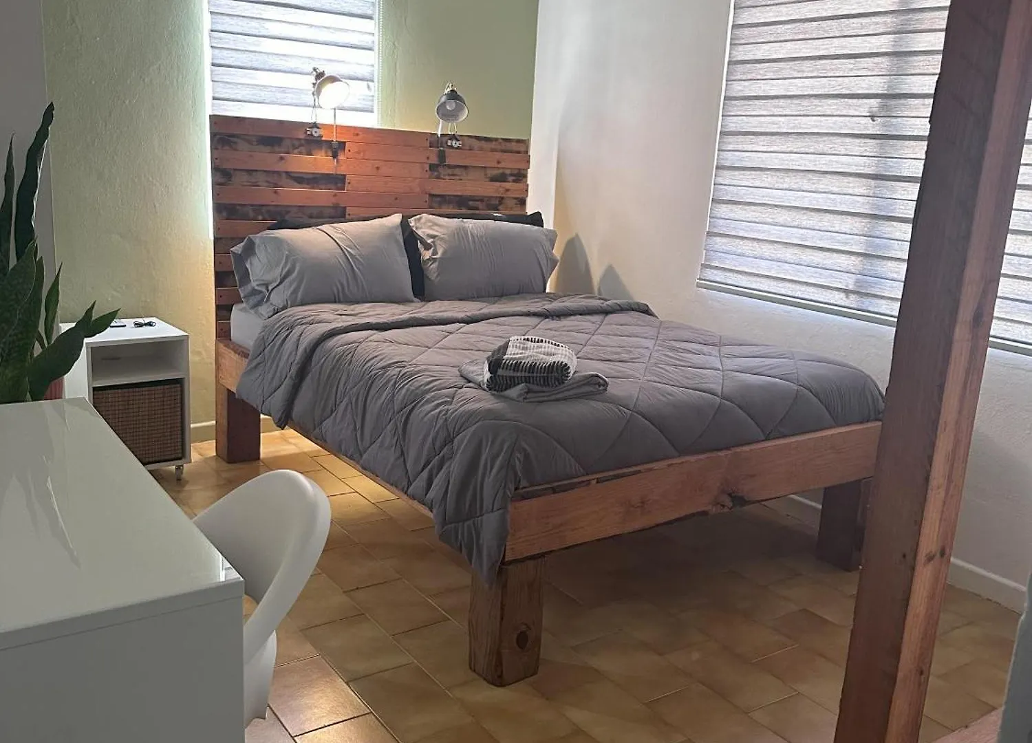 Moon'S Place Toa Baja